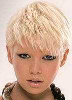  fryzury krótkie włosy blond,  obszerna galeria  ze zdjęciami fryzur dla kobiet w serwisie z numerem  168